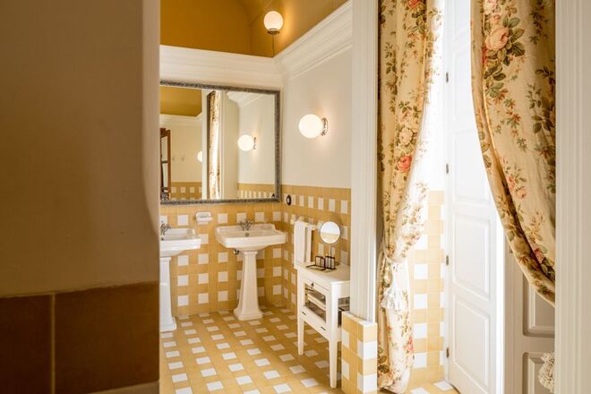 Conde de La Corte | Casa de banho