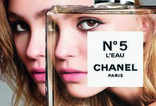 Lily Rose Deep rosto da nova campanha Chanel Nº5 L'Eau