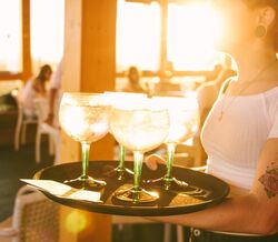 Tanqueray Sunsets by Afterwork no Algarve