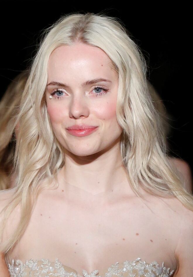 Reem Acra Bridal Collection 2017 | Beach Waves