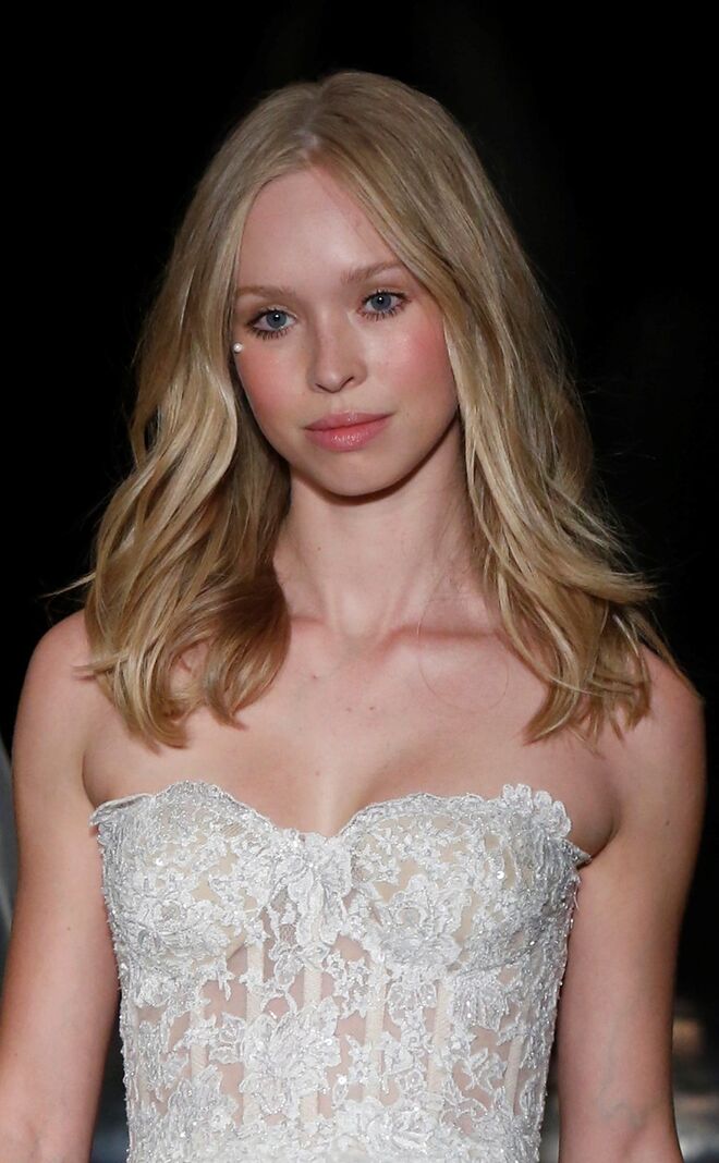 Reem Acra Bridal Collection 2017 | Beach Waves