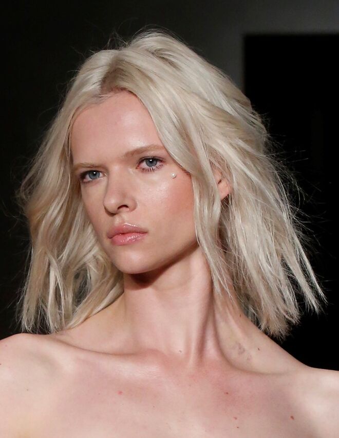 Reem Acra Bridal Collection 2017 | Beach Waves