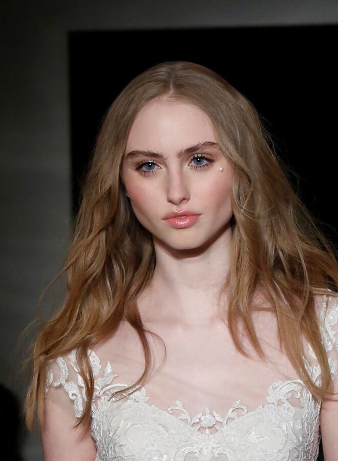 Reem Acra Bridal Collection 2017 | Beach Waves