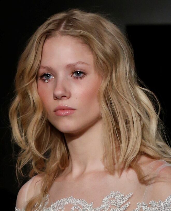 Reem Acra Bridal Collection 2017 | Beach Waves