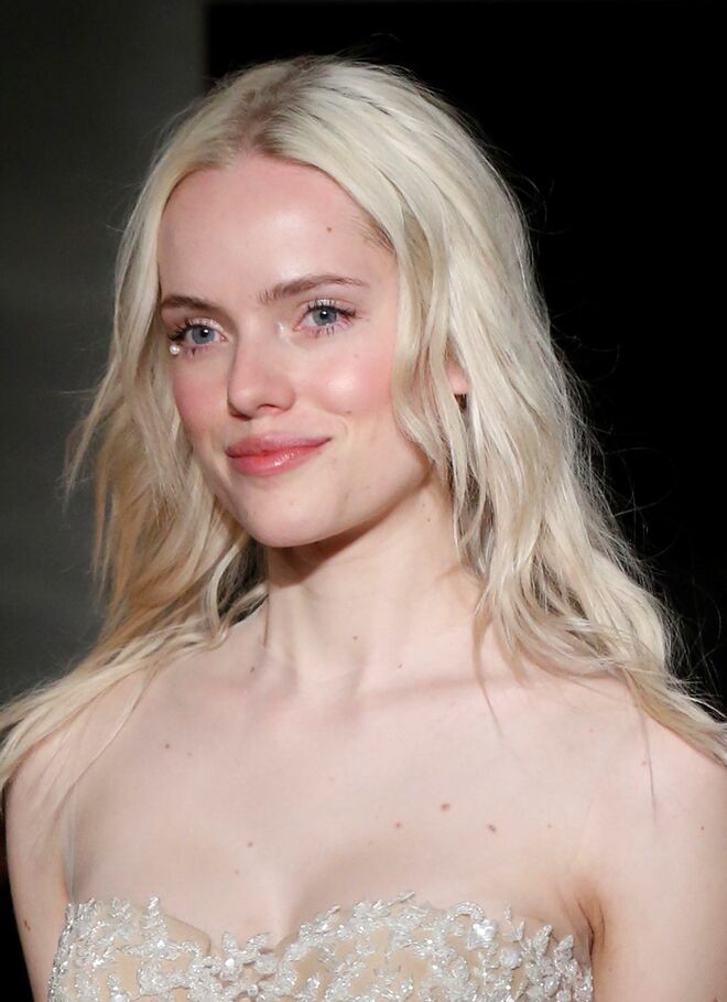 Reem Acra Bridal Collection 2017 | Beach Waves