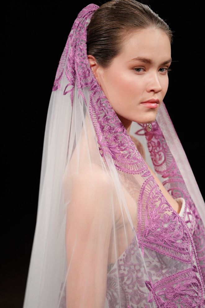 Naeem Khan Bridal Collection 2017 | Joias para o cabelo