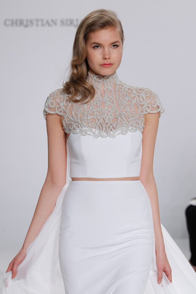 Christian Siriano Bridal Collection 2017 - Ondulação lateral