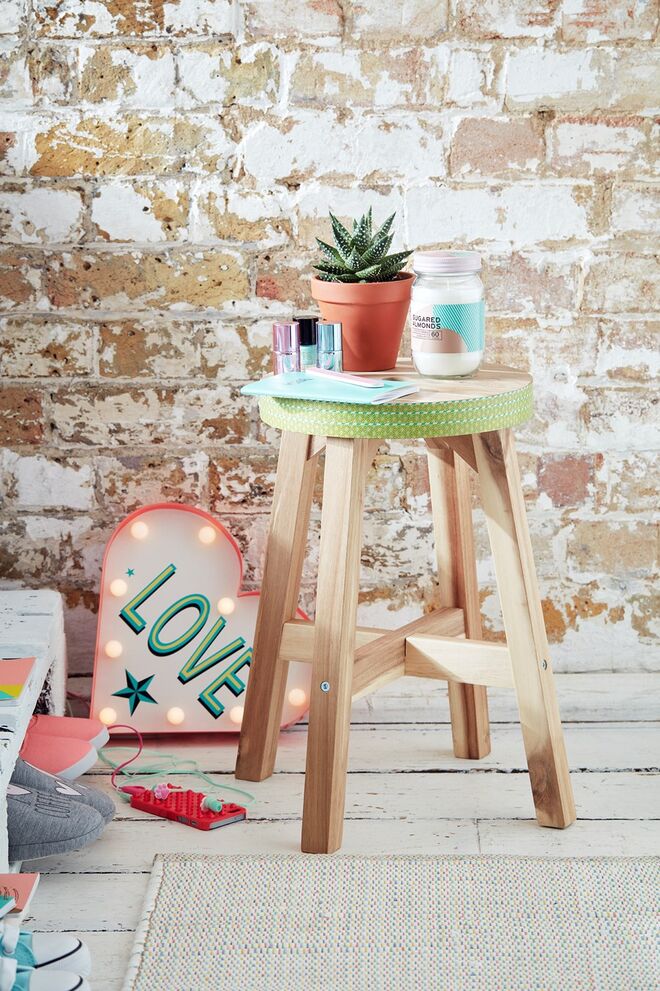 Luz LOVE, €12, vela, €3 e verniz, €2