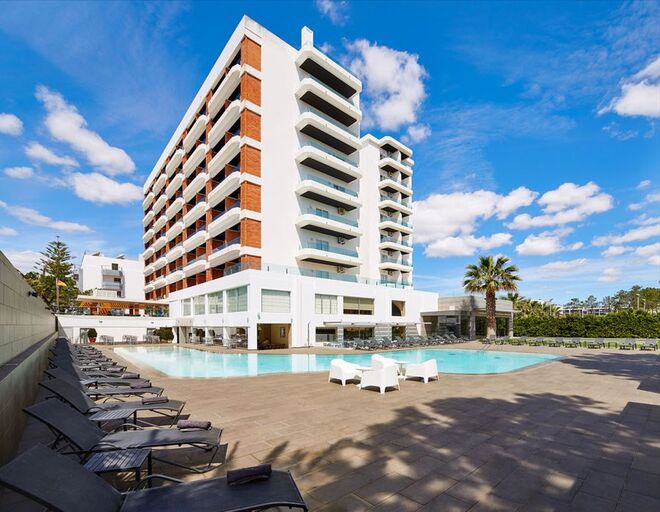 Praia Monte Gordo: Alcazar Hotel & SPA