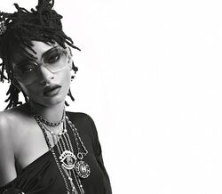 WILLOW SMITH PARA CHANEL 