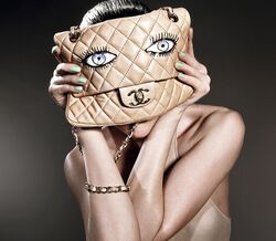  Exposição CULTURE CHANEL "La Donna che legge" 