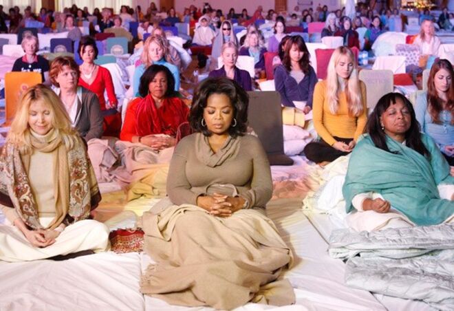 “A minha vida é melhor quando paro mais regularmente. Chamem-lhe meditação ou chamem-lhe momento de sossego – não interessa. Os benefícios são os mesmos. Se te focares na prática, é como estar a desenvolver músculo espiritual. Garanto que te torna menos stressado, mais focado.” Oprah Winfrey