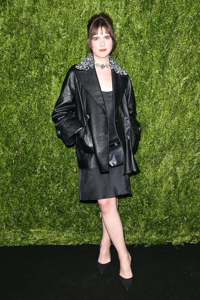  Hari Nef