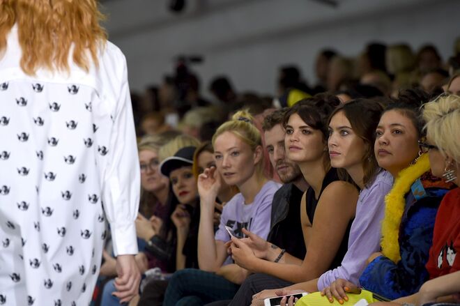 Clara Paget, George Barnett, Pixie Geldof e Alexa Chung