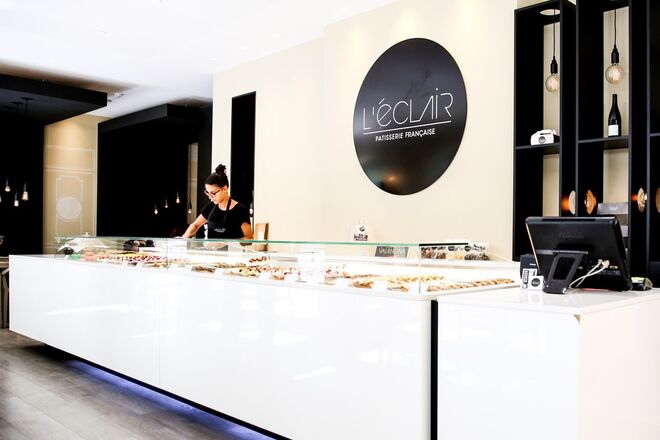 L'Éclair - Patisserie Française