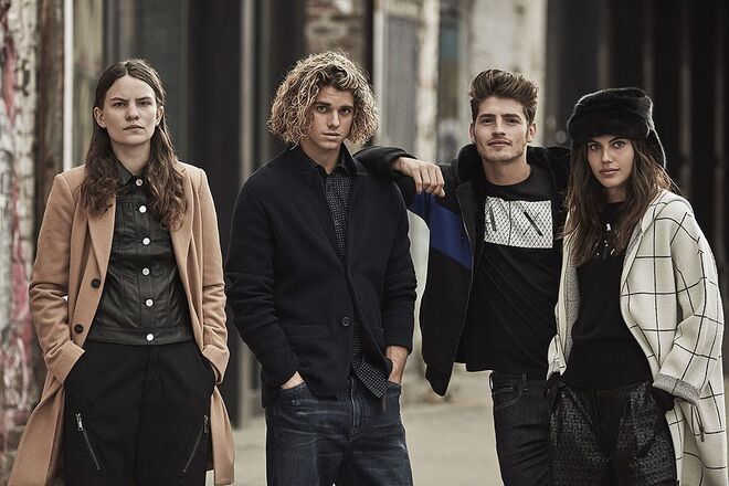 Armani Exchange abre duas lojas em Portugal - Moda - Máxima