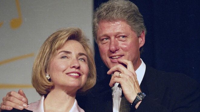 “Calculo que pudesse ter ficado em casa a fazer bolachas e a beber chá. Mas o que escolhi executar a minha profissão, e comecei a fazê-lo antes de o meu marido ter entrado na vida pública.” (fotografia de 1994)