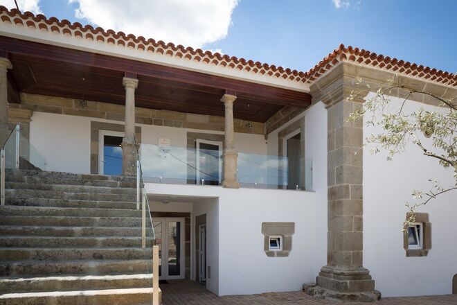 Cerca Design House | A promoção é de um 25% desconto no total da estadia. A promoção é valida para as reservas feitas entre o 25 e 27 de novembro e a estadia é valida de 1 de dezembro até 31 de Janeiro (com exceção de feriados e datas festivas. 