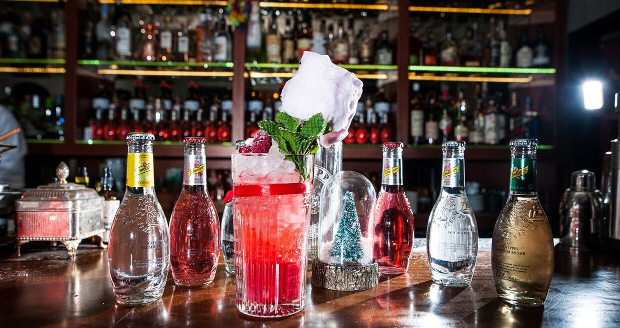 Schweppes| Red Mountain