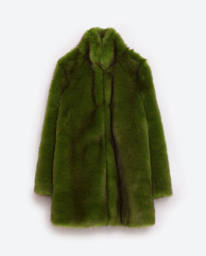 Casaco comprido em pelo verde | Zara, 89.95