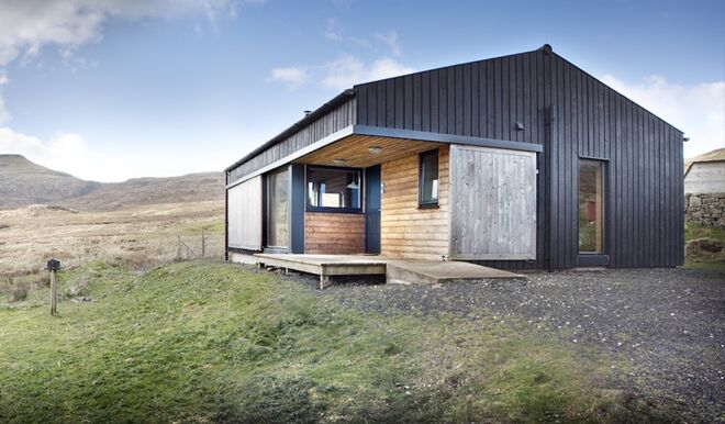 The Black Shed, Escócia