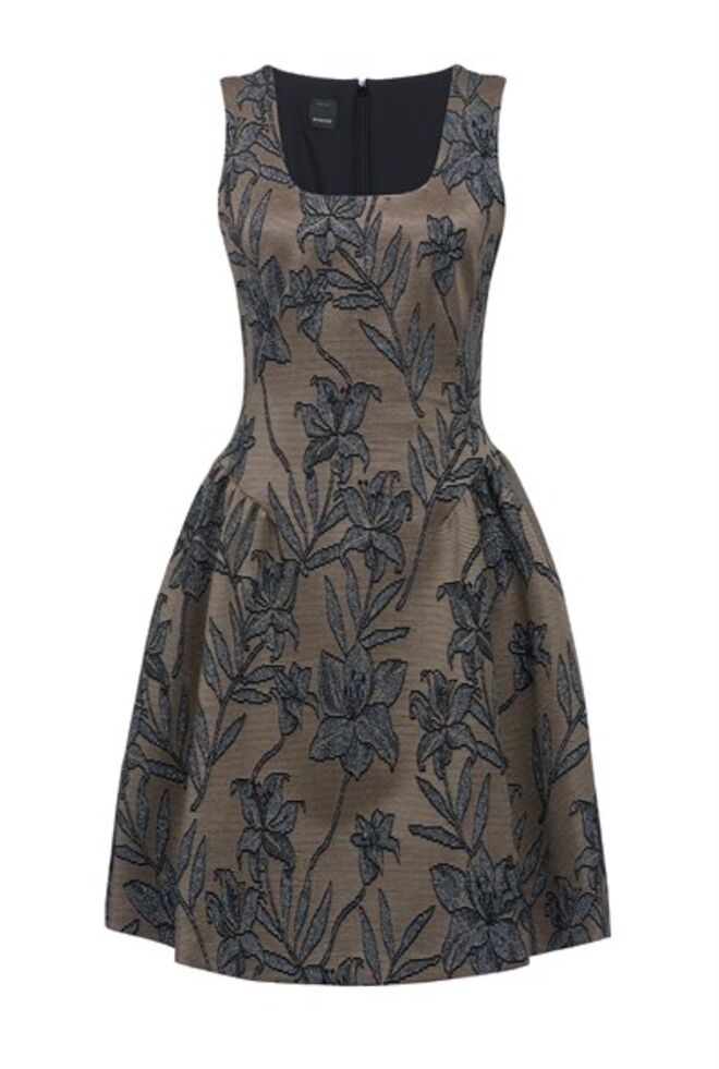 PARA QUEM TEM PERNAS MAGRAS | Vestido com flores, 346.00€, Pinko 