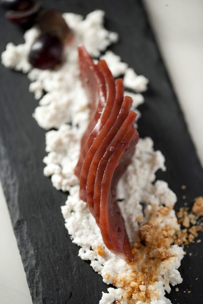 Sobremesas | Yokan (marmelada de azuki com requeijão de cabra e nougat de noz, 4€)