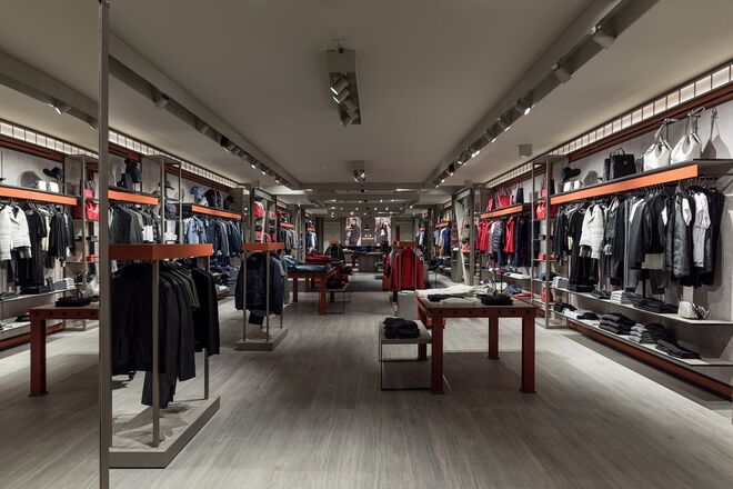 Armani Exchange, Portugal