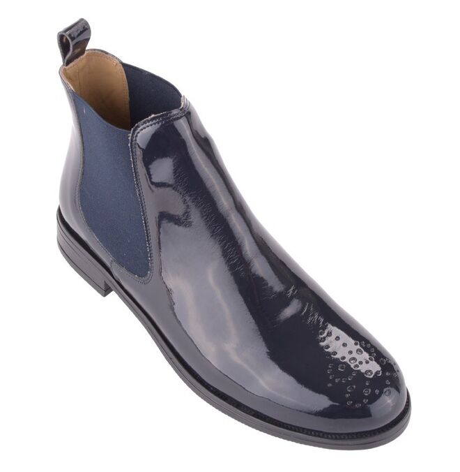 Lion of Porches, €80,43