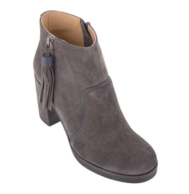  Lion of Porches, €111,93