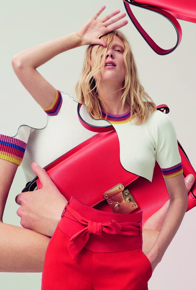 Os blocos de cor que remetem para os anos 60, época de estilo.