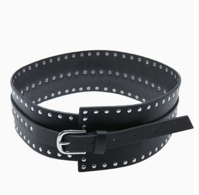 2. Cintos largos | Stradivarius, 12.00€