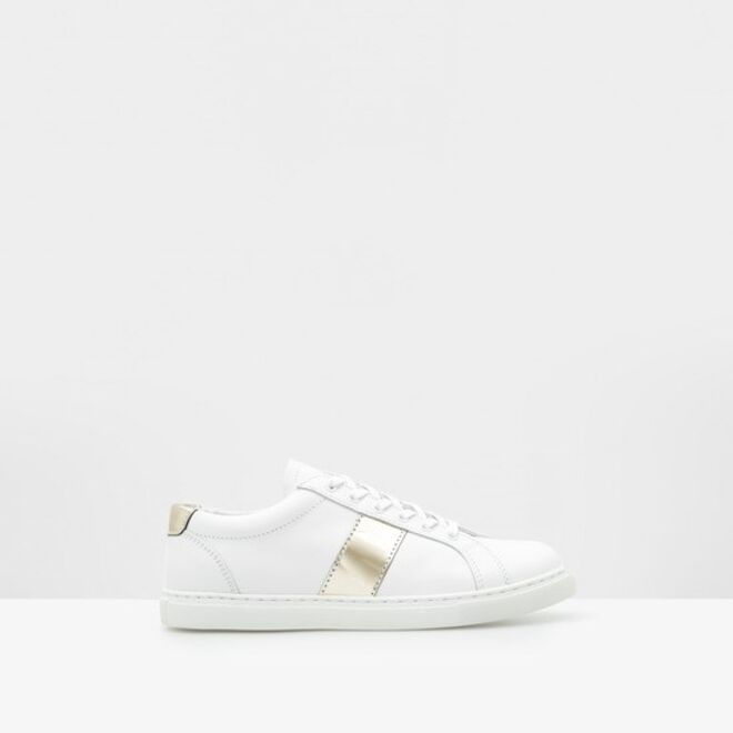 3. Sapatos brancos | Purificación Garcia, 99.00€