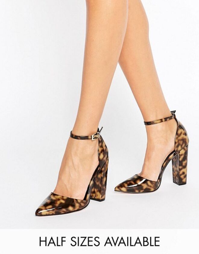 Asos, €29,33 (antes a €42,67), em www.asos.com 