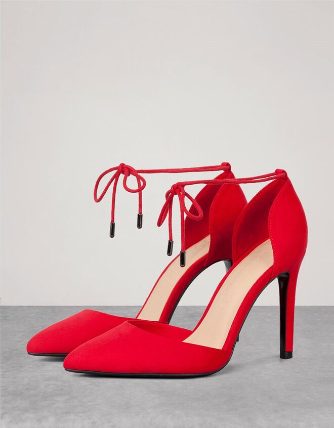 Bershka, €15,99 (antes a €25,99)