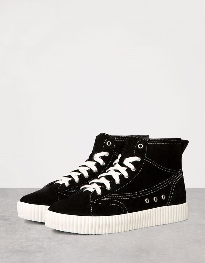 Bershka, €25,99 (antes a €39,99)