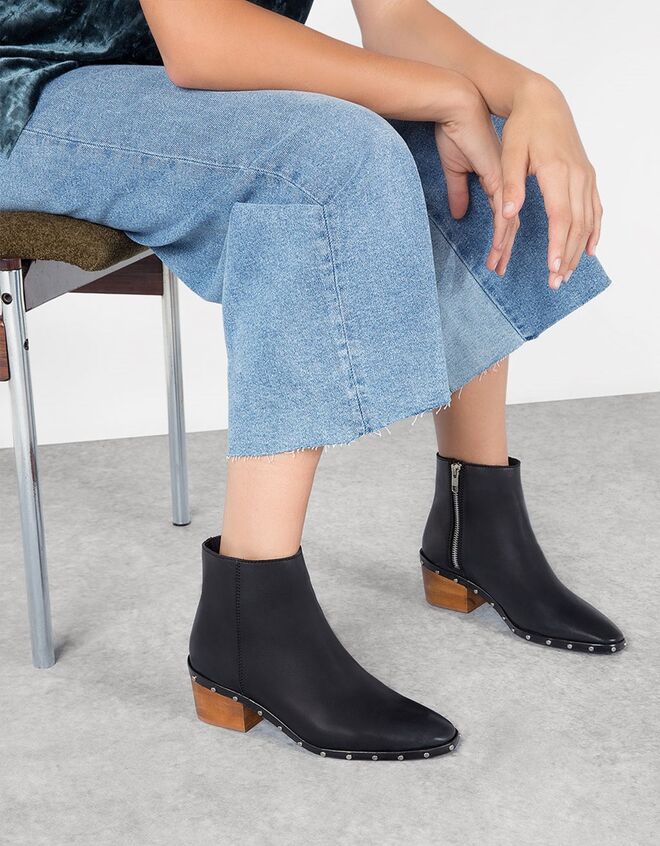 Bershka, €29,99 (antes a €55,99)