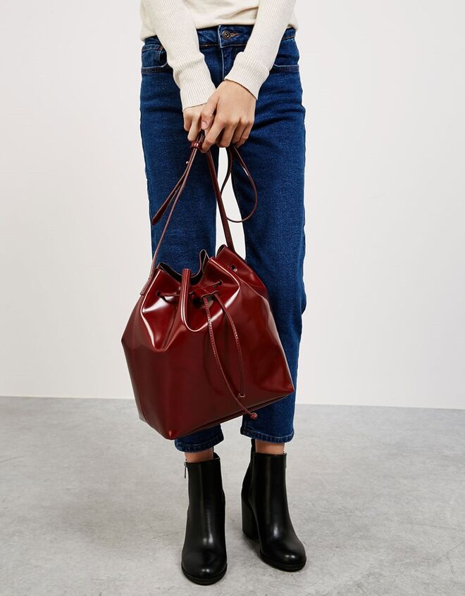 Bershka, €17,99 (antes a €22,99)