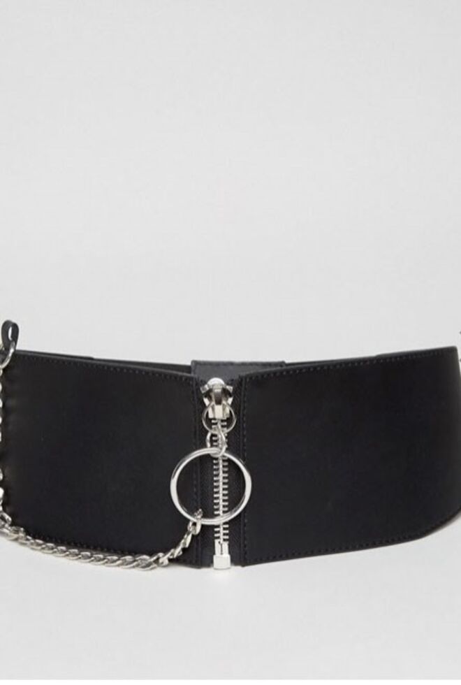 2. Cintos largos | Asos, 14.00€