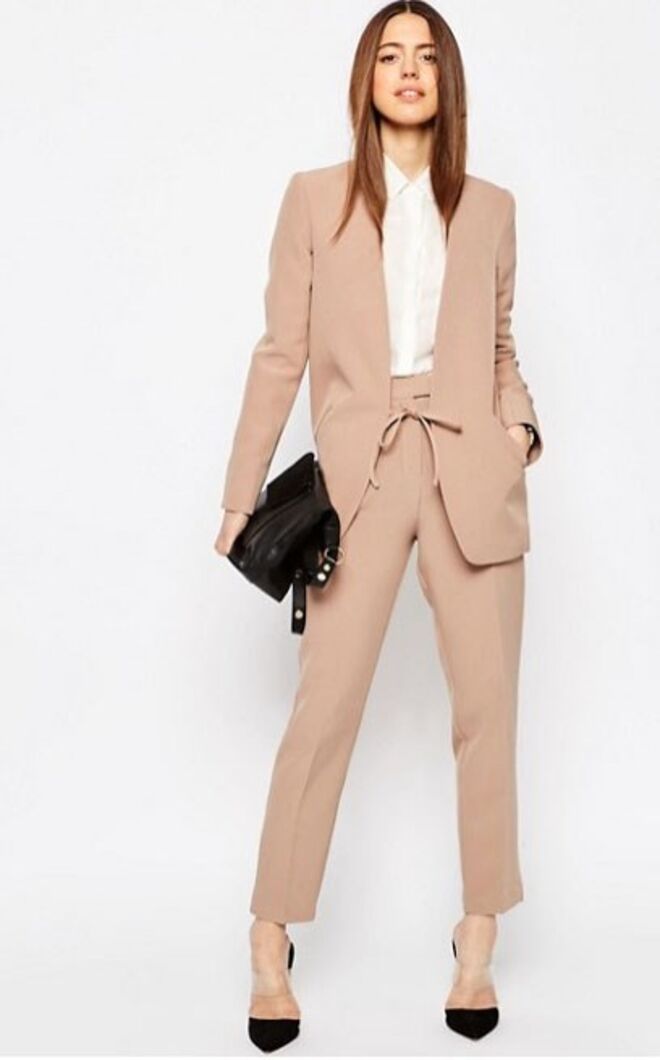 11. Fatos coloridos | Asos, 18.00€