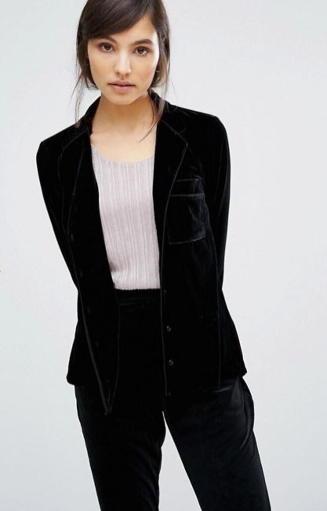 9. Veludo | Asos, 50.00€