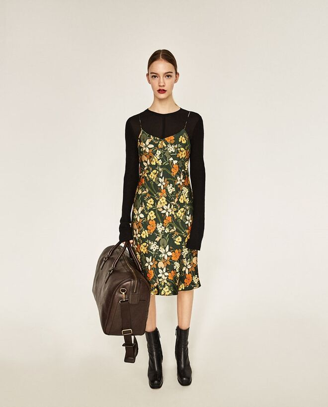 6. Slip Dress e as sobreposições | Zara, 29.99€