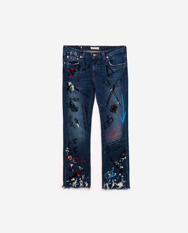 4. Jeans de bainha desfiada | Zara, 25.99€