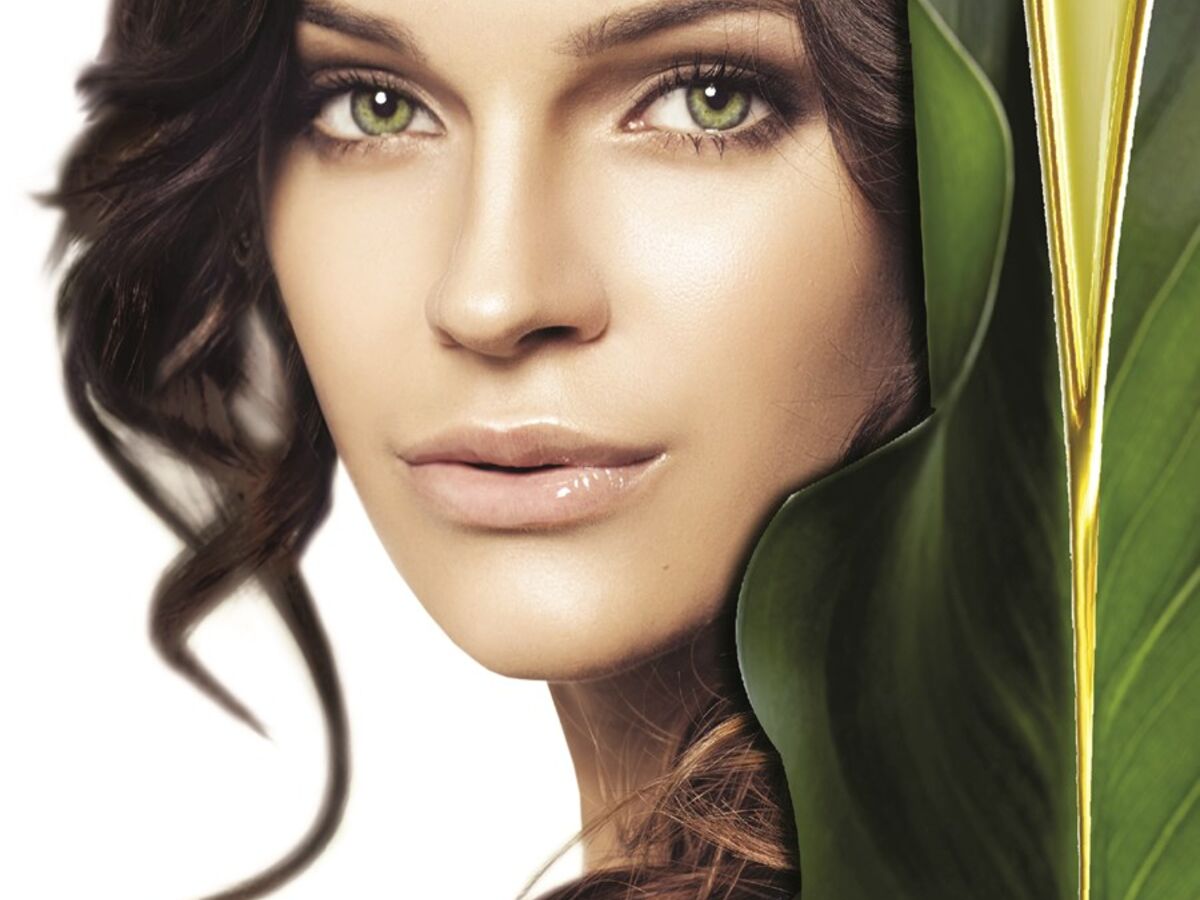 A junção aroma (cheiro) + terapia (cura) é utilizada na aromaterapia, a terapia alternativa holística que recorre aos cheiros para proporcionar benefícios ao corpo humano