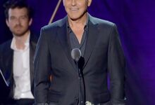 George Clooney chamou-o de 'oportunista' e 'xenófobo fascista'.