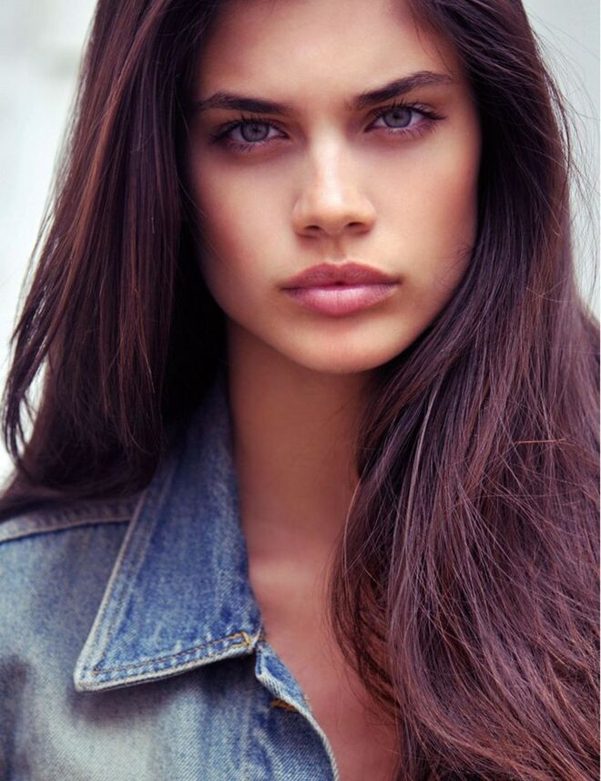 Sara Sampaio | Caranguejo (22 de Junho - 22 de Julho) | Ano recheado de êxito e dinamismo.