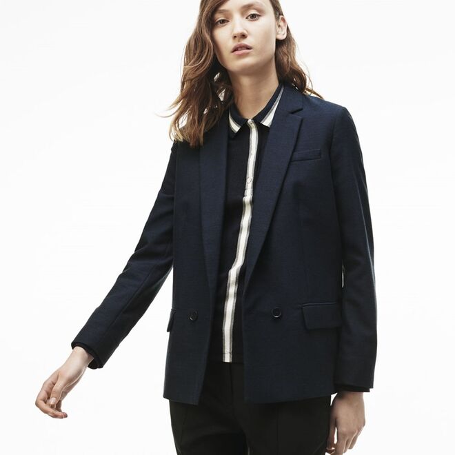 Lacoste, €147 (antes €295)