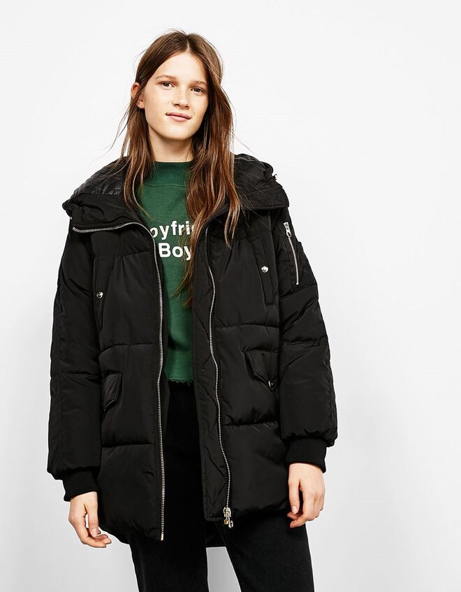 Bershka, €35,99 (antes a €49,99)