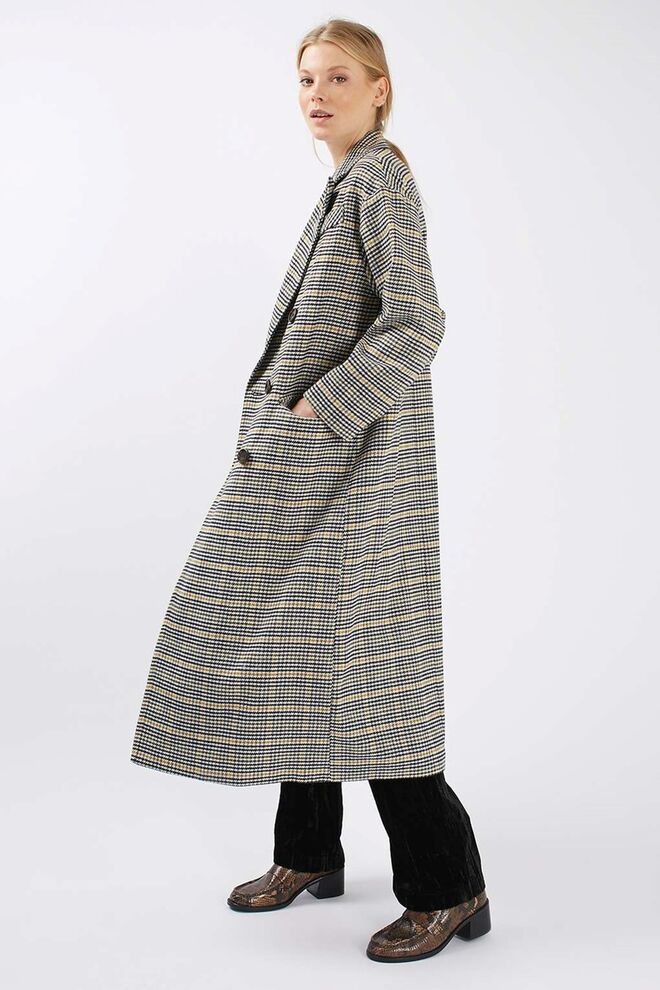 Topshop, €68 (antes a €155), em eu.topshop.com