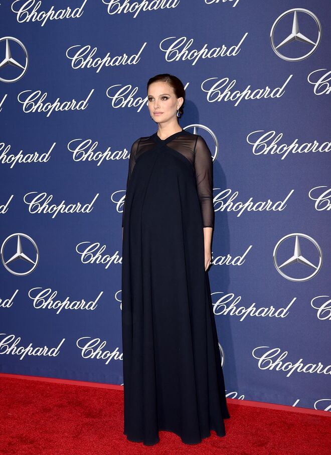 Natalie Portman, em Dior e com joias Tiffany & Co.